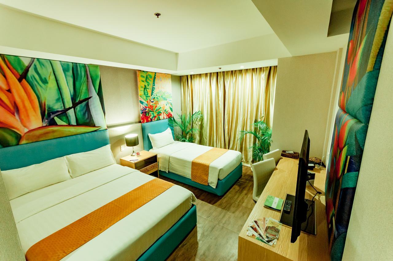 Aziza Paradise Hotel Puerto Princesa Екстер'єр фото