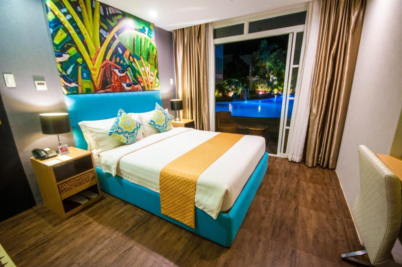 Aziza Paradise Hotel Puerto Princesa Екстер'єр фото