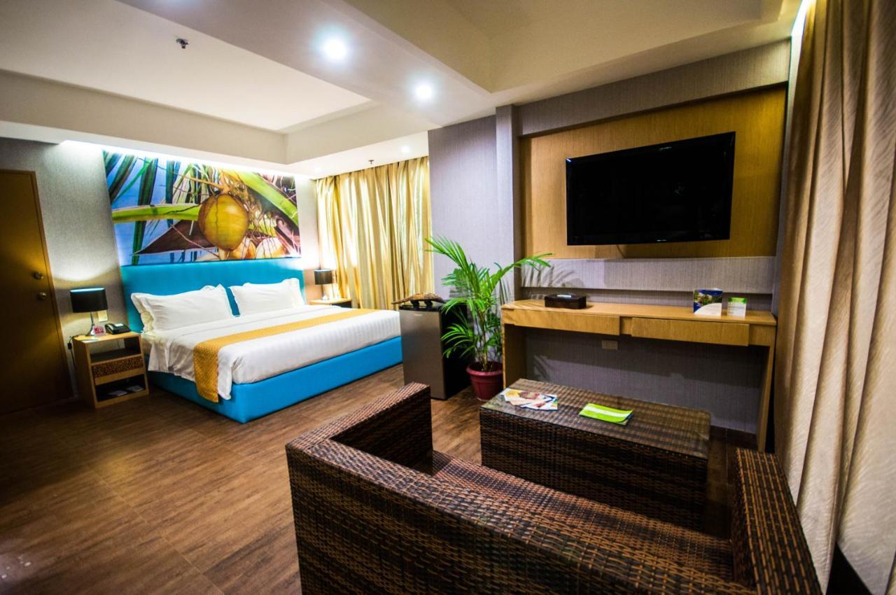 Aziza Paradise Hotel Puerto Princesa Екстер'єр фото