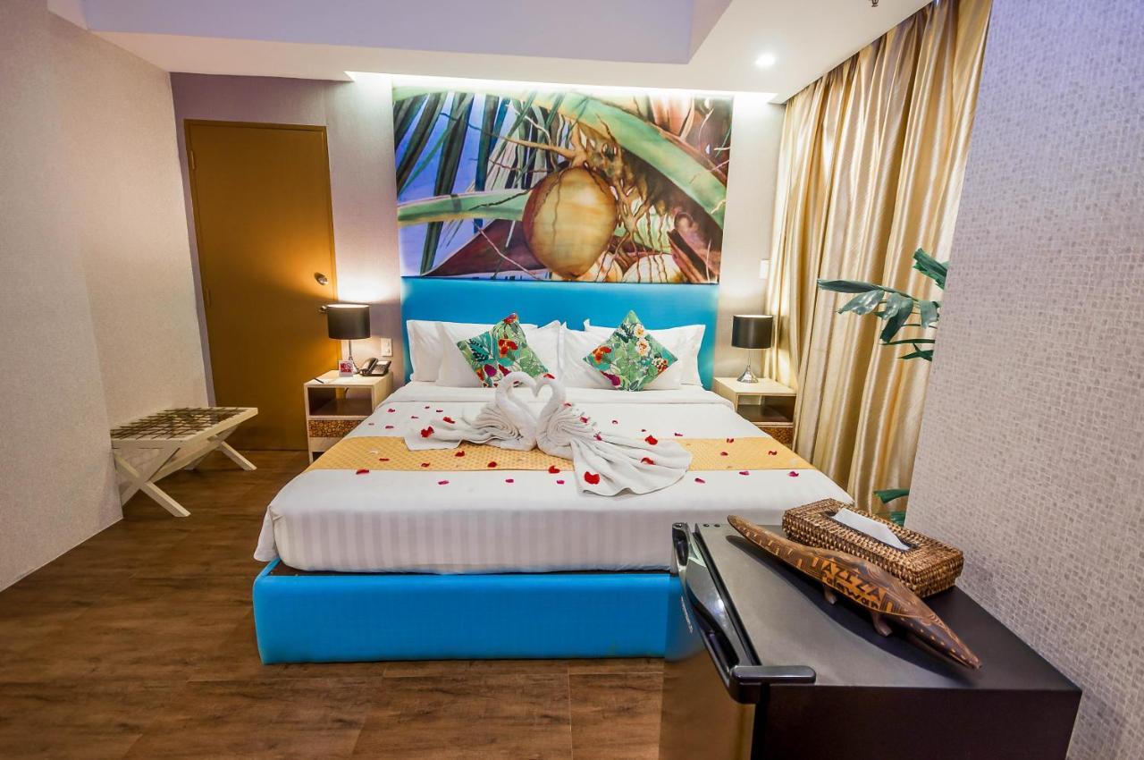Aziza Paradise Hotel Puerto Princesa Екстер'єр фото
